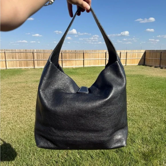 Dooney & Bourke Large Black Leather Hobo Bag - Picture 3 of 16